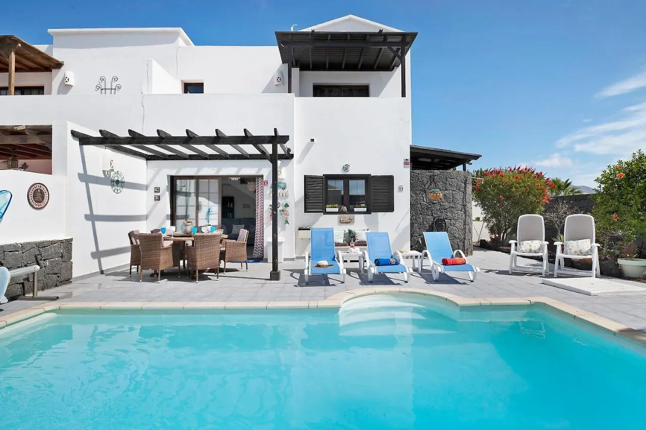 Villa Hibiscus Playa Blanca